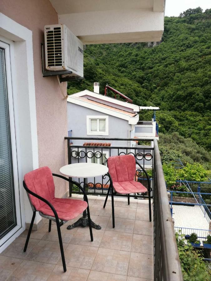 Apartments Mitrovic Podlicak Sveti Stefan Exterior photo